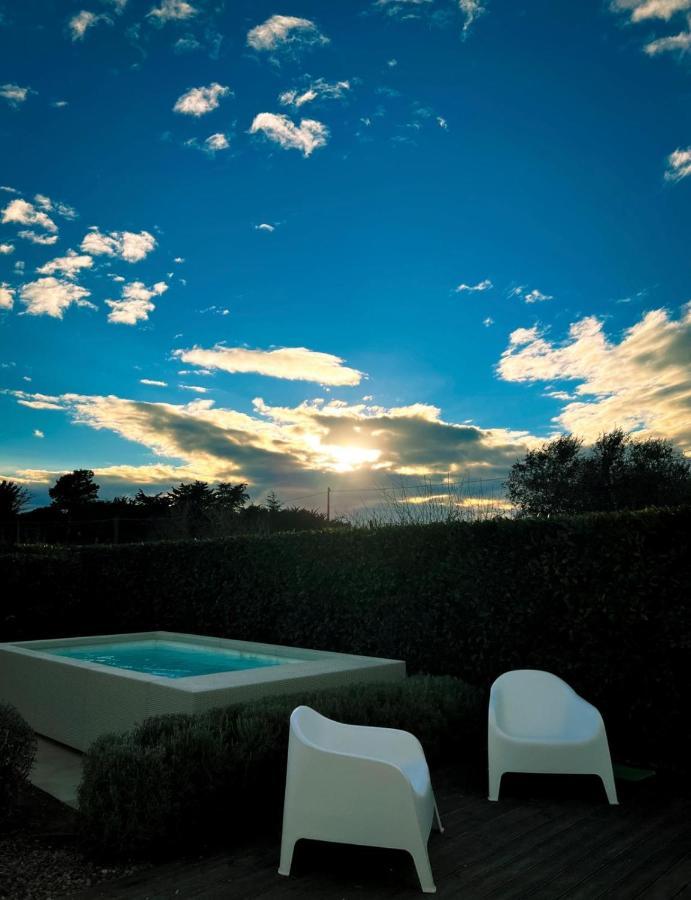I Colmi - Trulli Suites マルティナ・フランカ エクステリア 写真