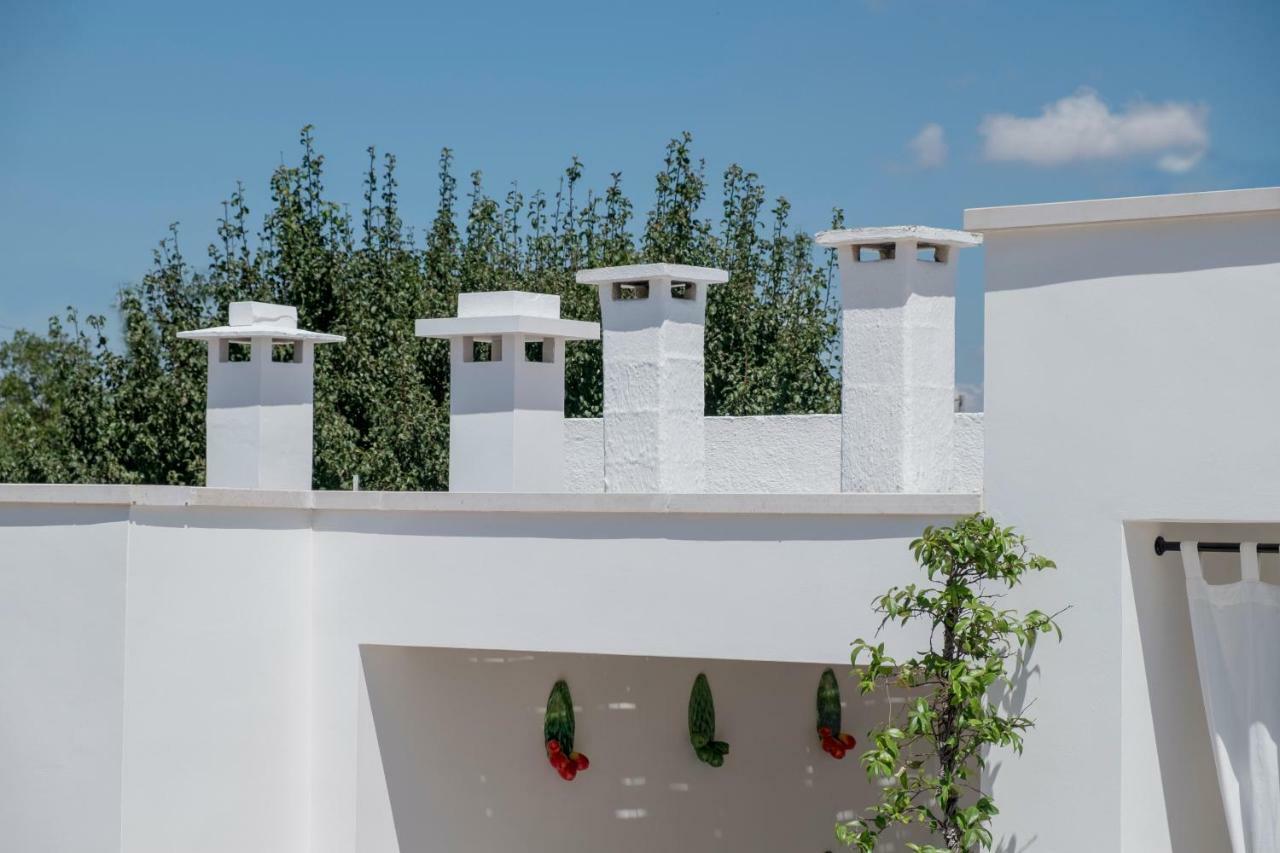 I Colmi - Trulli Suites マルティナ・フランカ エクステリア 写真