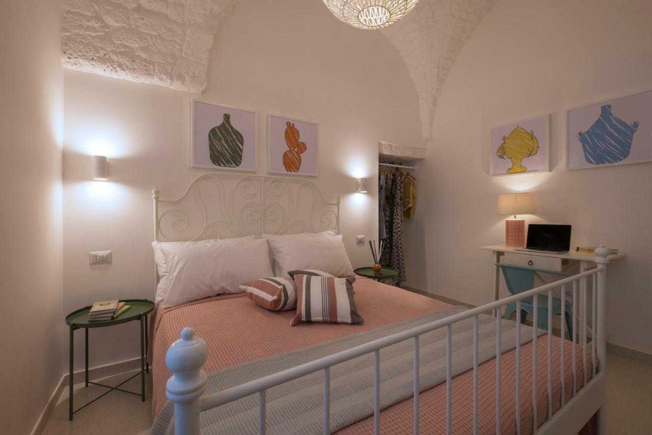 I Colmi - Trulli Suites マルティナ・フランカ エクステリア 写真