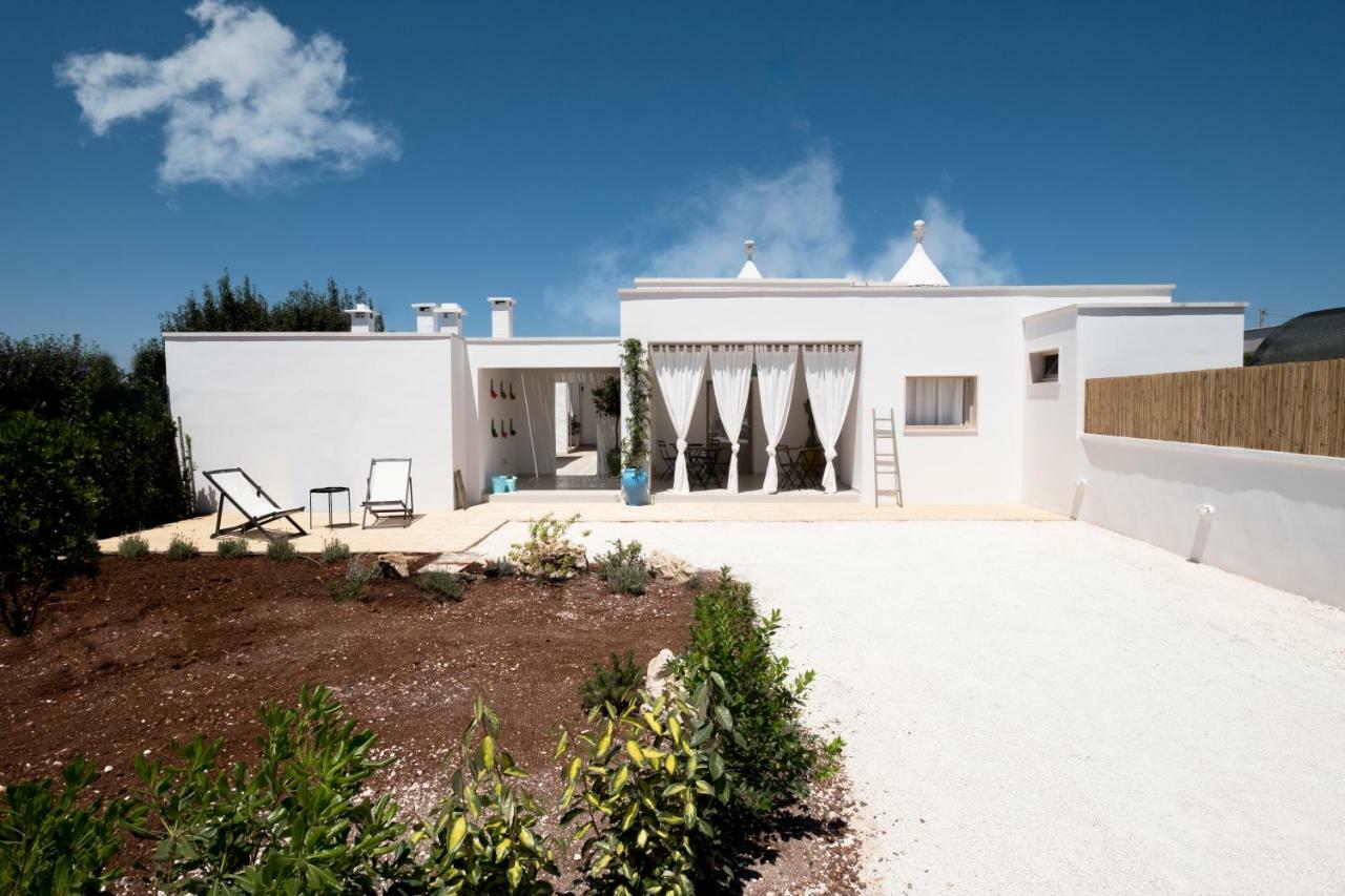 I Colmi - Trulli Suites マルティナ・フランカ エクステリア 写真
