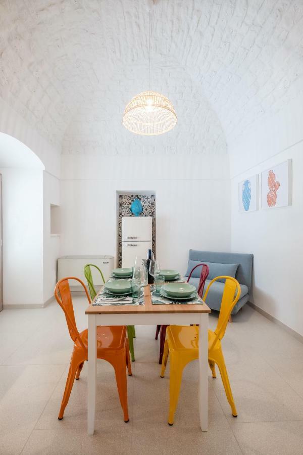 I Colmi - Trulli Suites マルティナ・フランカ エクステリア 写真